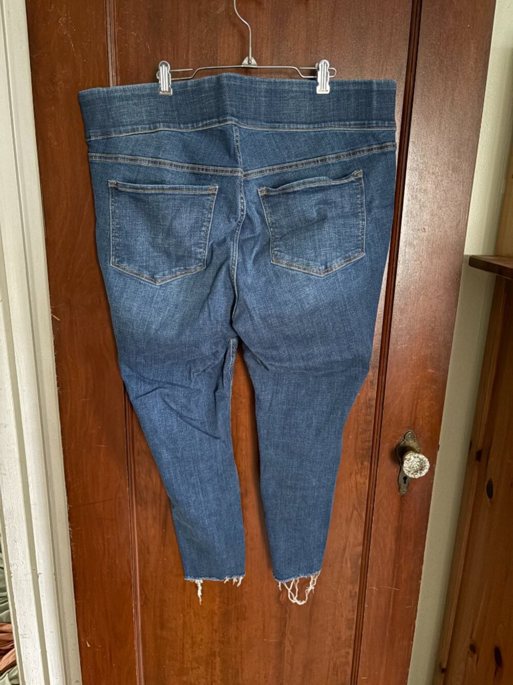 Old Navy Distressed Pull-On Rockstar Jeans, Size 20 - Picture 2 of 4